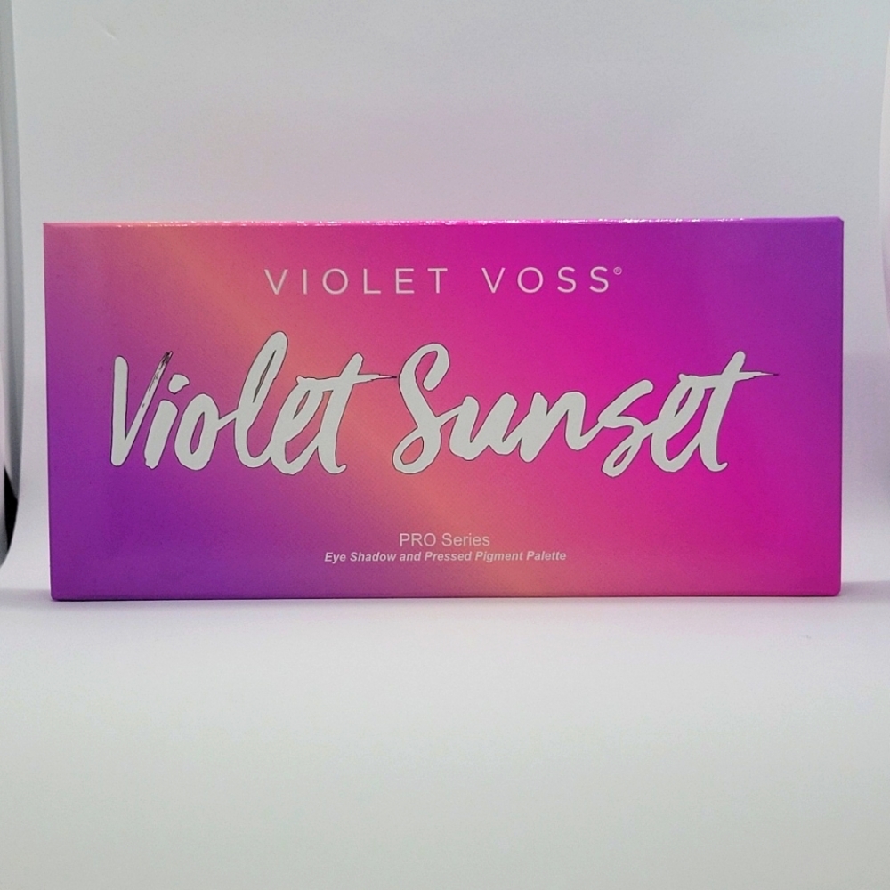 Violet Voss Violet Sunset 10-pan eyeshadow palette.